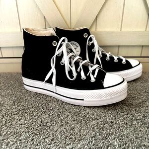 Platform Converse Hightop Shoes